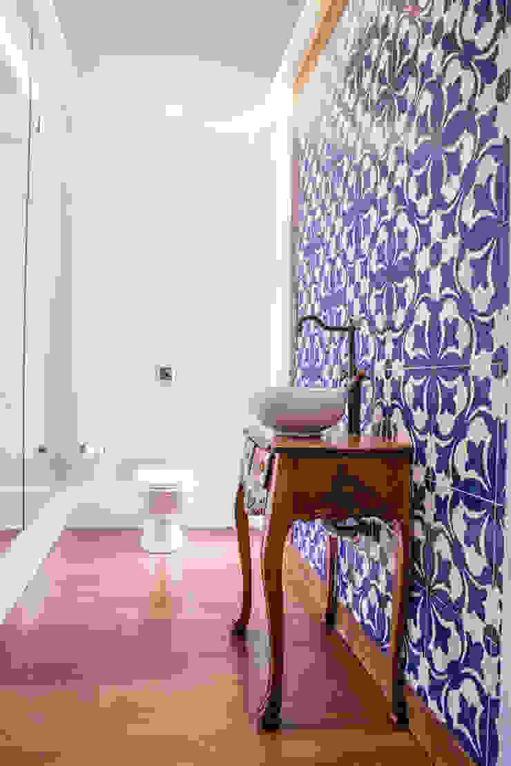 Residencia Domm Arquitetura Domm Arquitetura Ltda الممر الحديث، المدخل و الدرج