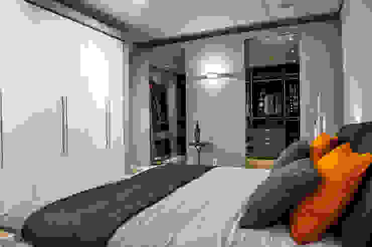 De Jager Interieur | Heemstede, De Jager Interieur De Jager Interieur Modern style bedroom Wood White