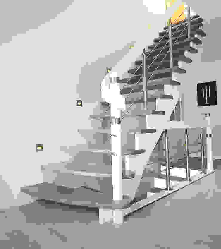 Gerade Treppe aus Eschenholz | homify