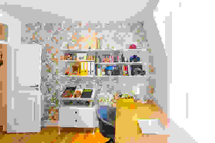 Apartamento Graça Espaços de trabalho ecléticos por Espaço Mínimo Eclético