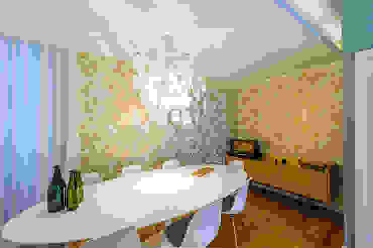 Apartamento Graça Salas de jantar ecléticas por Espaço Mínimo Eclético