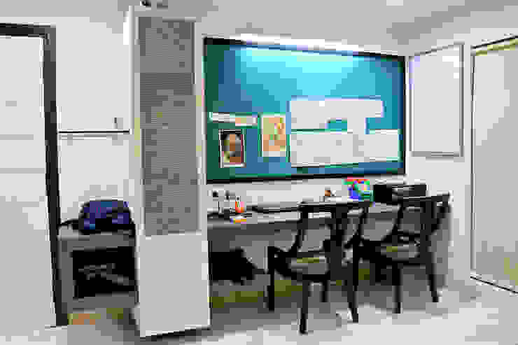 Dhiren Tharnani IMAGE N SHAPE Modern study/office