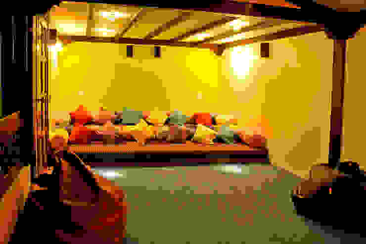 Dhiren Tharnani, IMAGE N SHAPE IMAGE N SHAPE Modern living room
