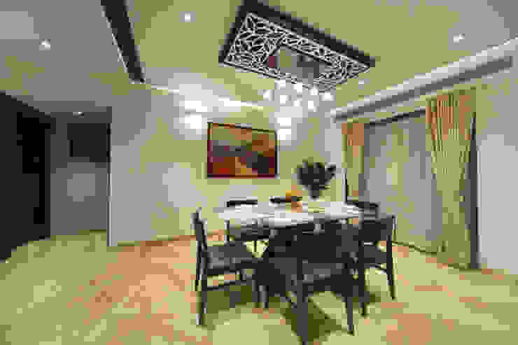 Samrath Paradise IMAGE N SHAPE Modern dining room