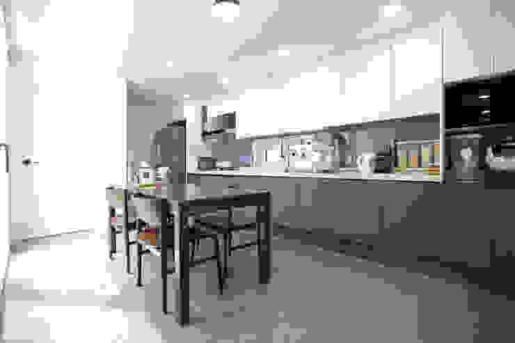 1억대로 짓는 중정을 품은 단층전원주택 , 한글주택(주) 한글주택(주) Modern kitchen