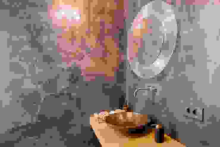 BPLUSARCHITEKTUR 미니멀리스트 욕실