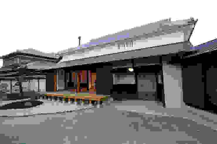古民家の魅力が際立つ現代スタイルの住まい Homify