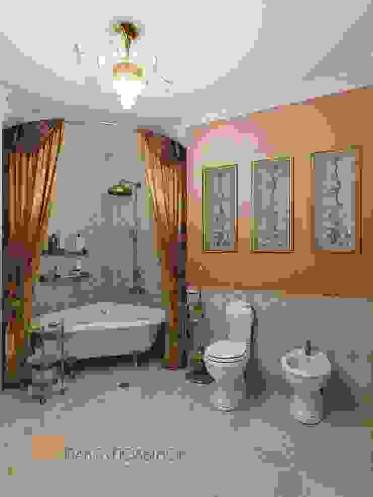 Casas de banho clássicas por Студия Павла Полынова Clássico