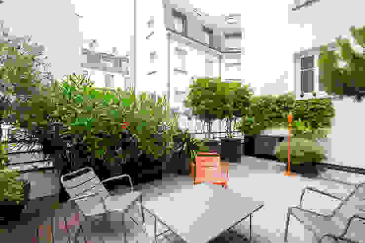 Toit Terrasse Miromesnil By Terrasses Des Oliviers Paysagiste Paris Homify