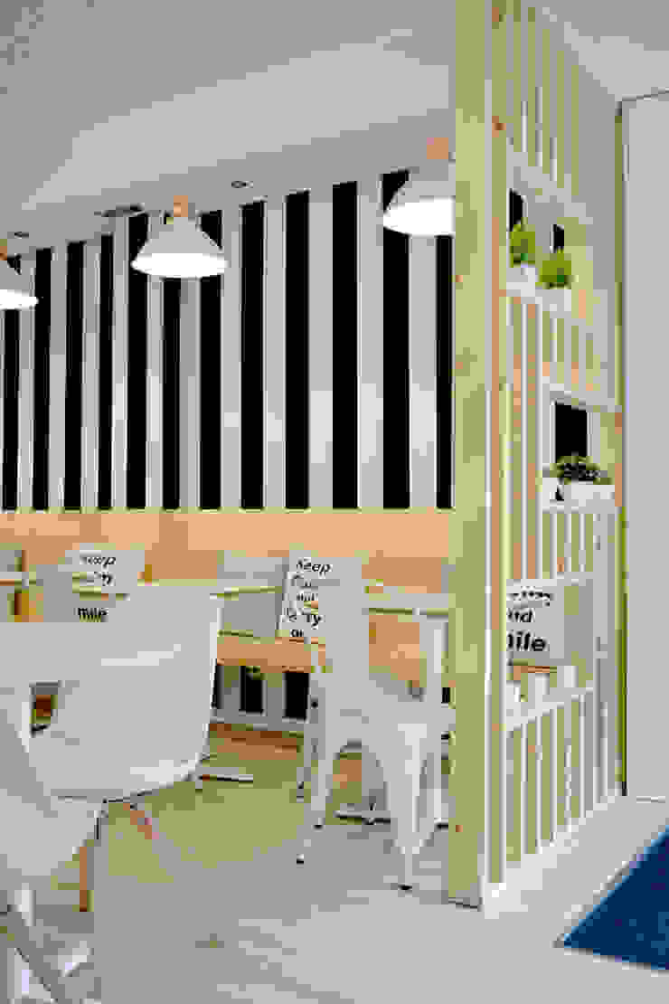 Tó Liss Espacios comerciales Madera Acabado en madera