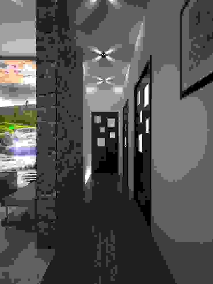 Дизайн студия Александра Скирды ВЕРСАЛЬПРОЕКТ Pasillos, vestíbulos y escaleras de estilo minimalista