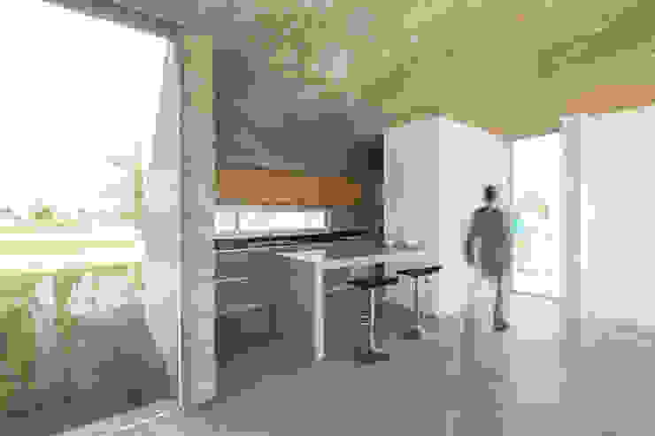 BAM! arquitectura Modern houses Concrete White