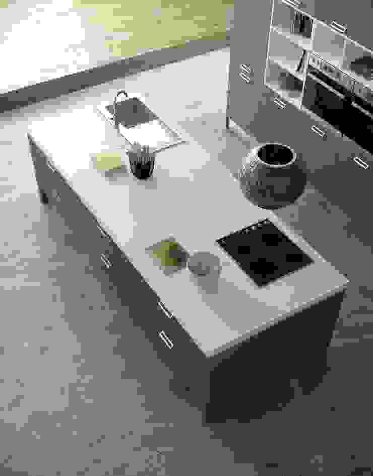 Proyecto 09 antalia cocinas Cocinas de estilo moderno Cocinas con islas,Cocinas de diseño,Diseño cocinas,Encimera blanca,Isla,Muebles de cocina