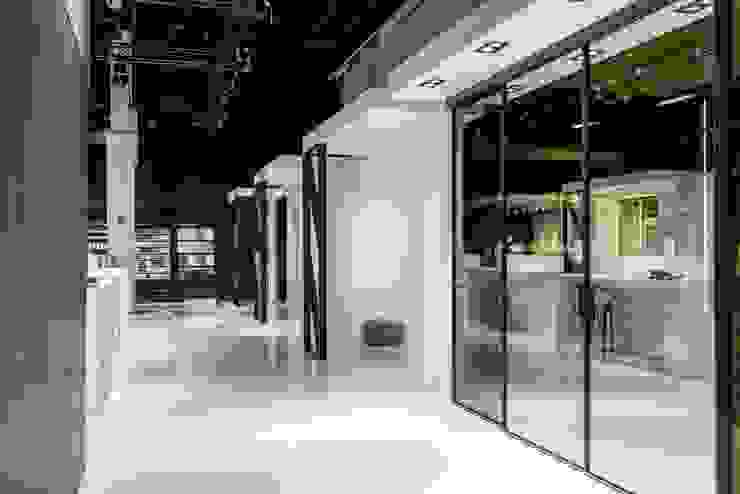 ทันสมัย  โดย Design Manufaktur GmbH, โมเดิร์น   