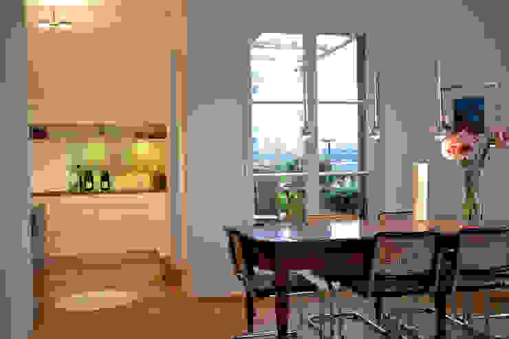 Essen reichl---beraten-planen-verwirklichen Moderne Esszimmer