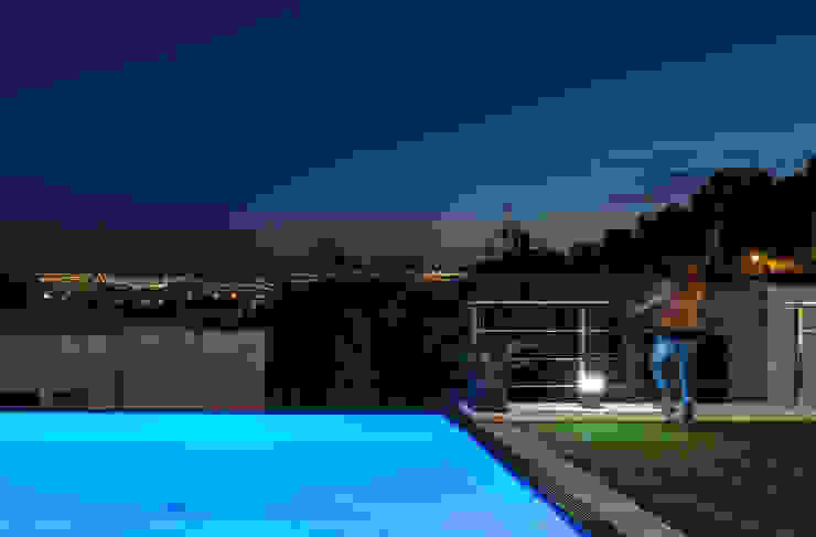 Casa E | 08023 architects Simon Garcia | arqfoto Moderne zwembaden