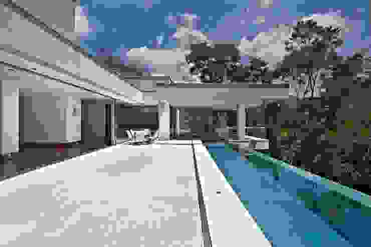 Piscina De Borda Infinita Descubra Como Funciona E Confira Projetos Lindos Homify