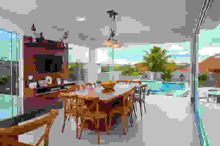 Daniele Galante Arquitetura Balcone, Veranda & Terrazza in stile moderno