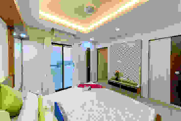 Quartos ecléticos por Saar Interior Design Eclético