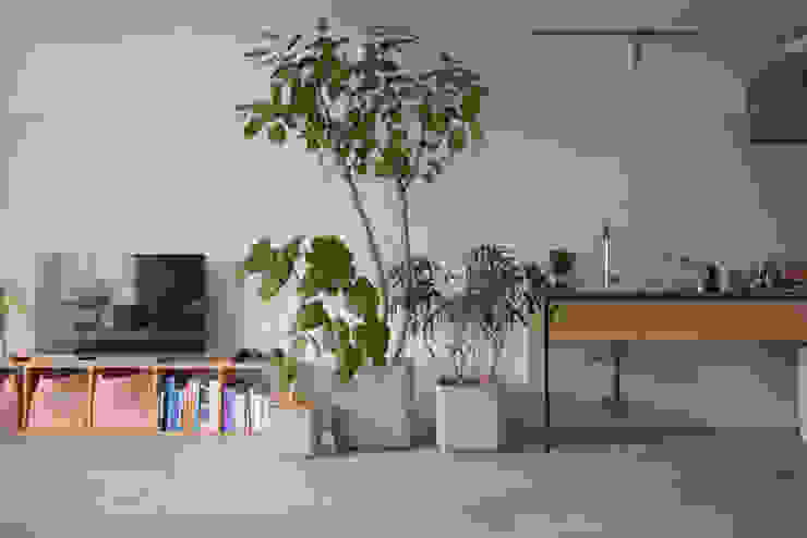 MORTAR POT, nuリノベーション nuリノベーション Minimalist living room