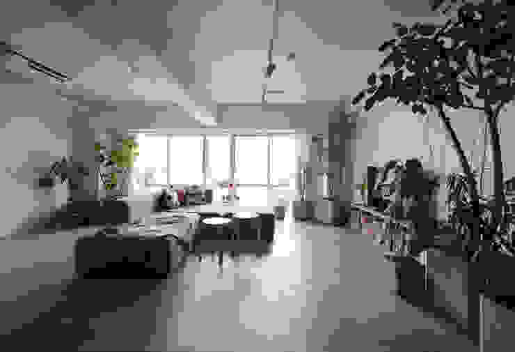 MORTAR POT nuリノベーション Minimalist living room