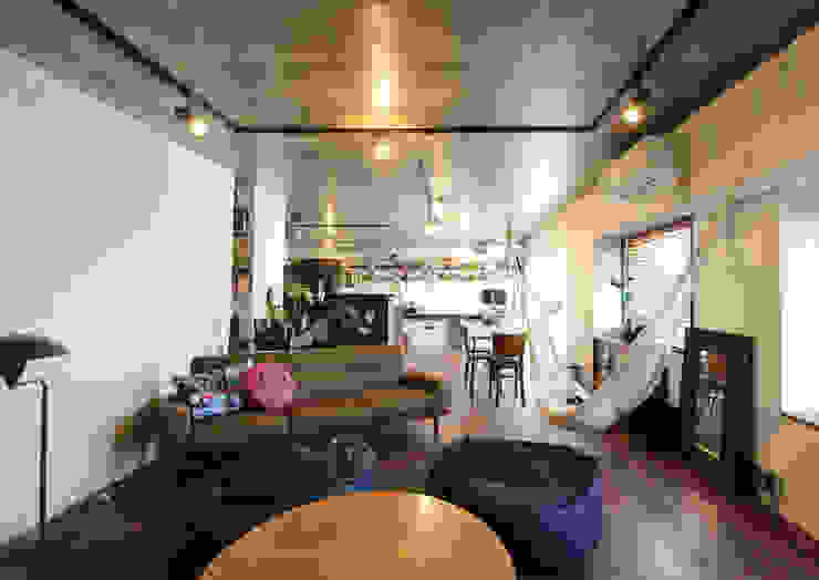 vintage×sozai, nuリノベーション nuリノベーション Minimalist living room
