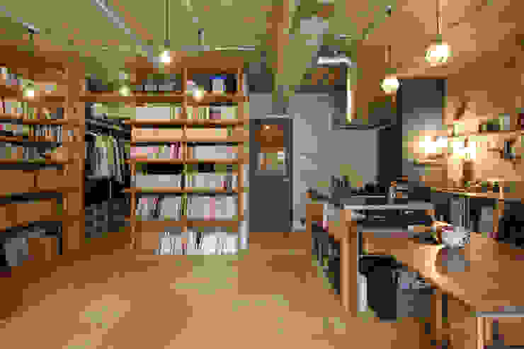 honyatosyodou nuリノベーション Modern living room