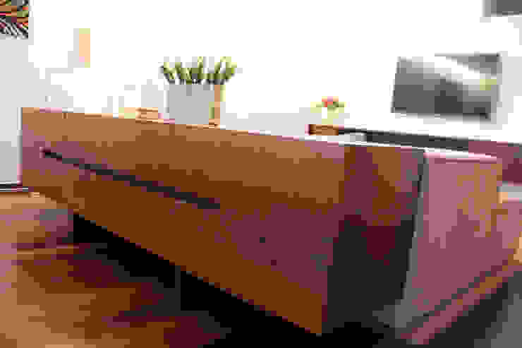 APARTAMENTO AF_PÓVOA DE VARZIM_2013 PFS-arquitectura Salas de jantar modernas