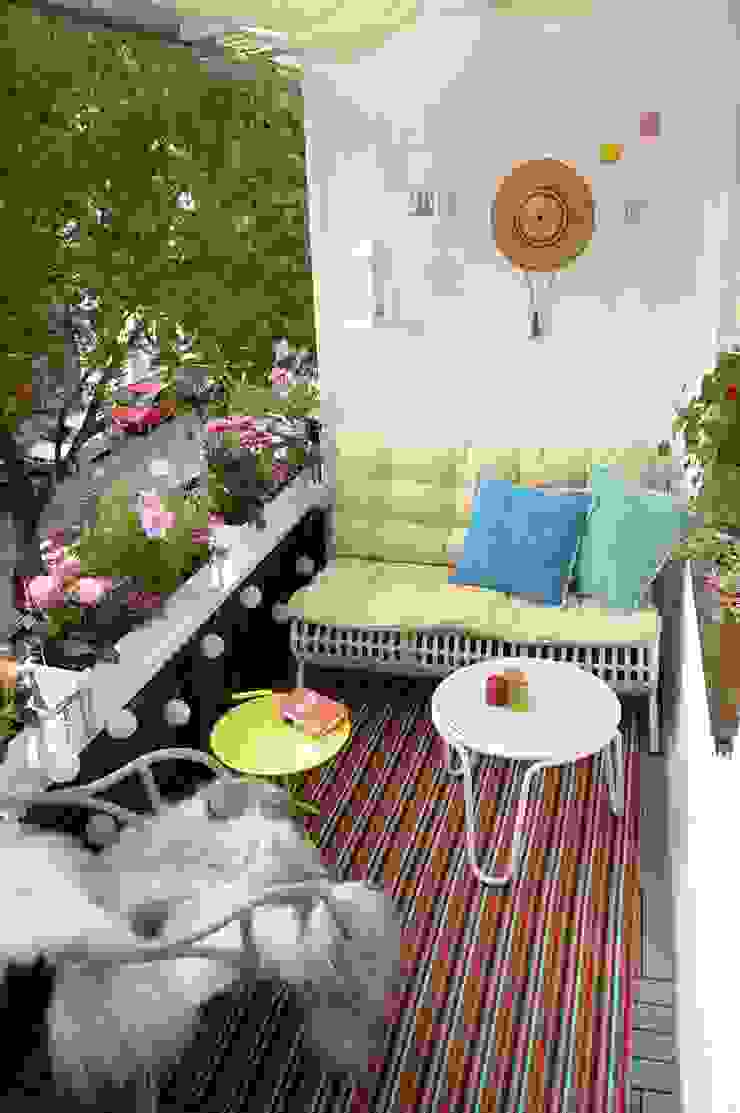 Klein, aber oho: Wohlfühlbalkon im Kleinformat, DIE BALKONGESTALTER DIE BALKONGESTALTER Modern Terrace