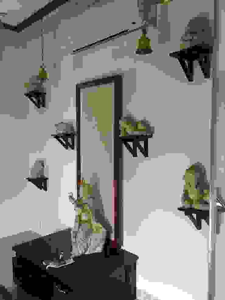 Puja Room QBIX DESIGNS Modern style bedroom Accessories & decoration