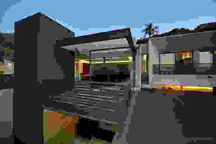 Concrete House Nico Van Der Meulen Architects Casas modernas