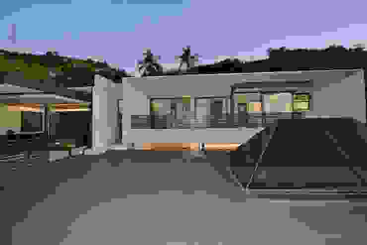 Concrete House Nico Van Der Meulen Architects Casas modernas