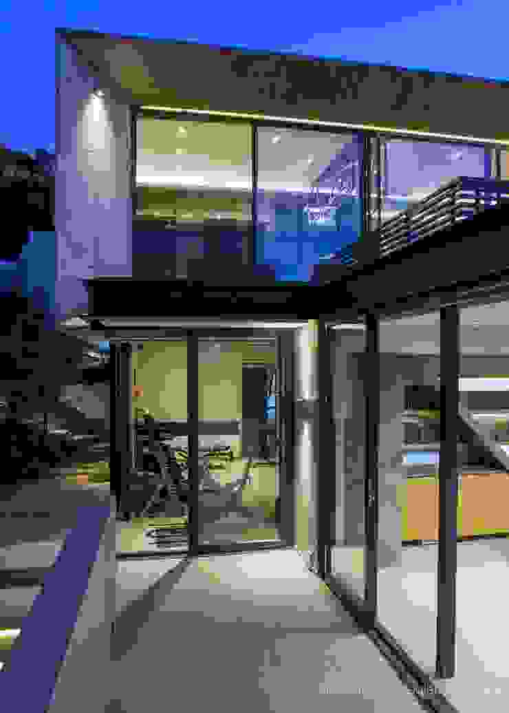 Concrete House Nico Van Der Meulen Architects Casas modernas