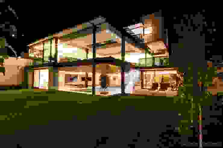 Concrete House Nico Van Der Meulen Architects Casas modernas