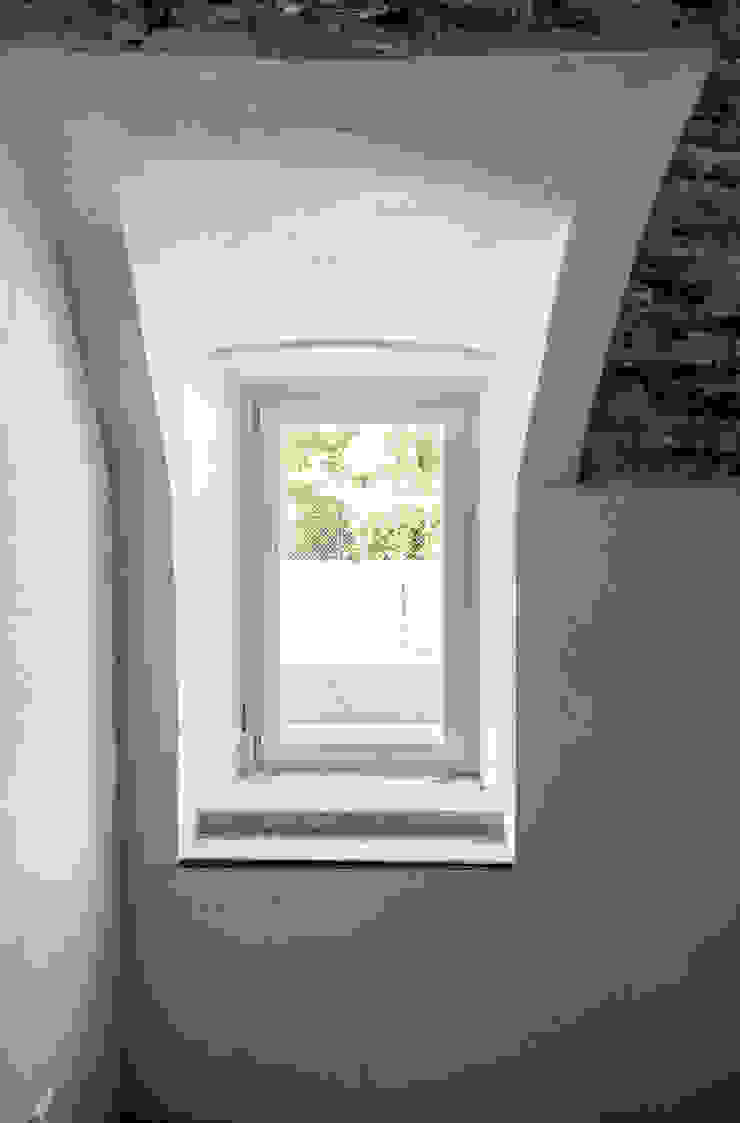 Progetto MORO SAS DI GIANNI MORO Modern windows & doors