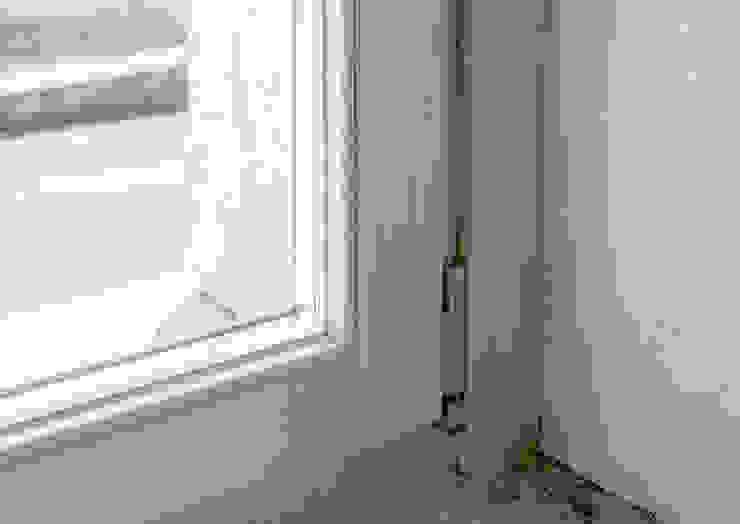 Progetto MORO SAS DI GIANNI MORO Modern windows & doors