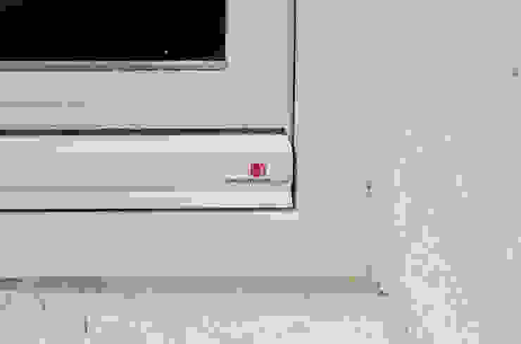 Progetto MORO SAS DI GIANNI MORO Modern windows & doors