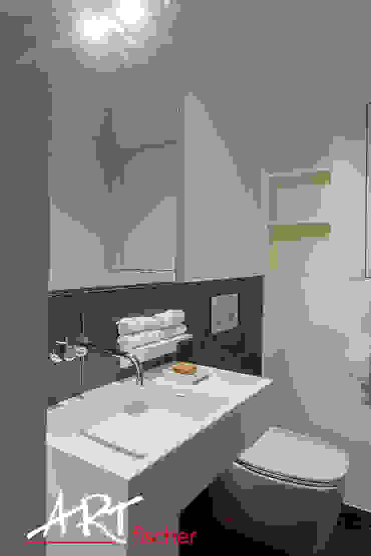 Modernes Bad In Schwarz Weiss Von Artfischer Die Mobelmanufaktur Homify