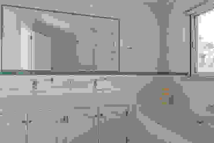 Vale do Lobo Casas de banho clássicas por Zenaida Lima Fotografia Clássico