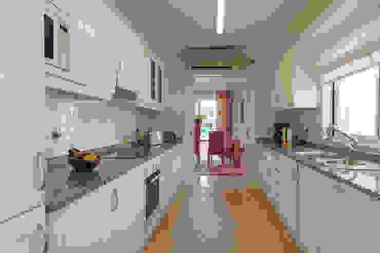 Vale do Lobo Cozinhas clássicas por Zenaida Lima Fotografia Clássico