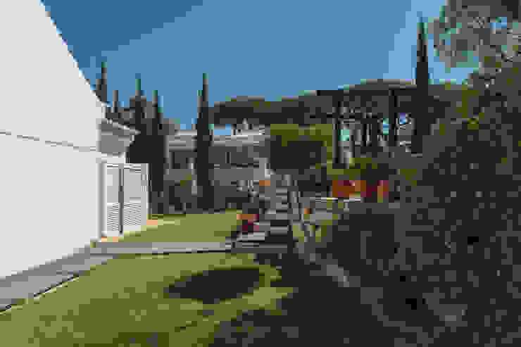 Vale do Lobo Jardins clássicos por Zenaida Lima Fotografia Clássico