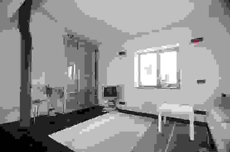 Summer house reconstruction. Pushkino. baboshin.com Гостиная в стиле минимализм