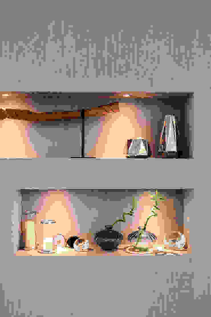 Moradia Algarve 2013 Atelier Ana Leonor Rocha Salas de estar modernas