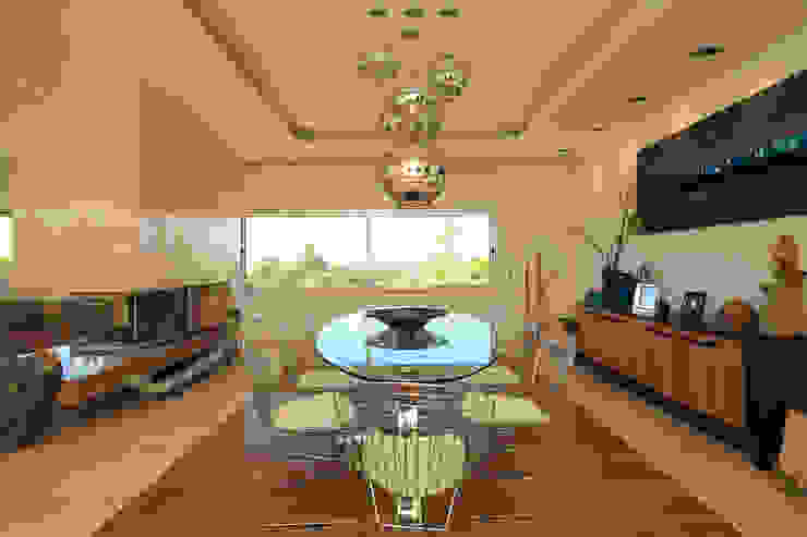 Moradia Algarve 2012 Atelier Ana Leonor Rocha Salas de jantar mediterrânicas