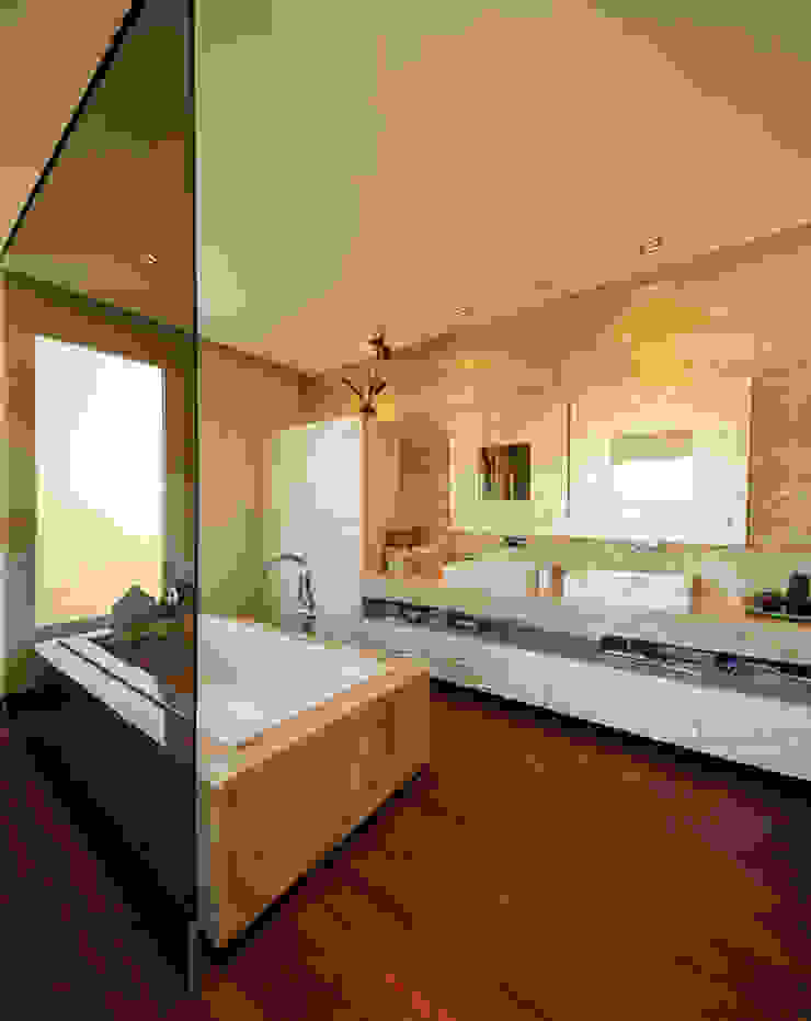 Moradia Algarve 2012 Atelier Ana Leonor Rocha Casas de banho mediterrânicas