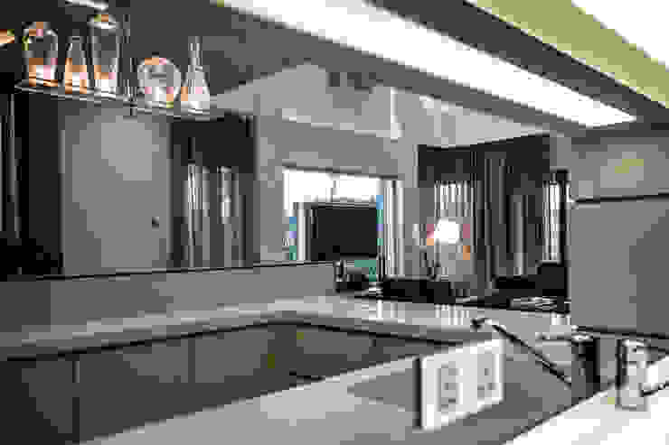 Majestic Contemporary | BUNGALOW Design Spirits Living room