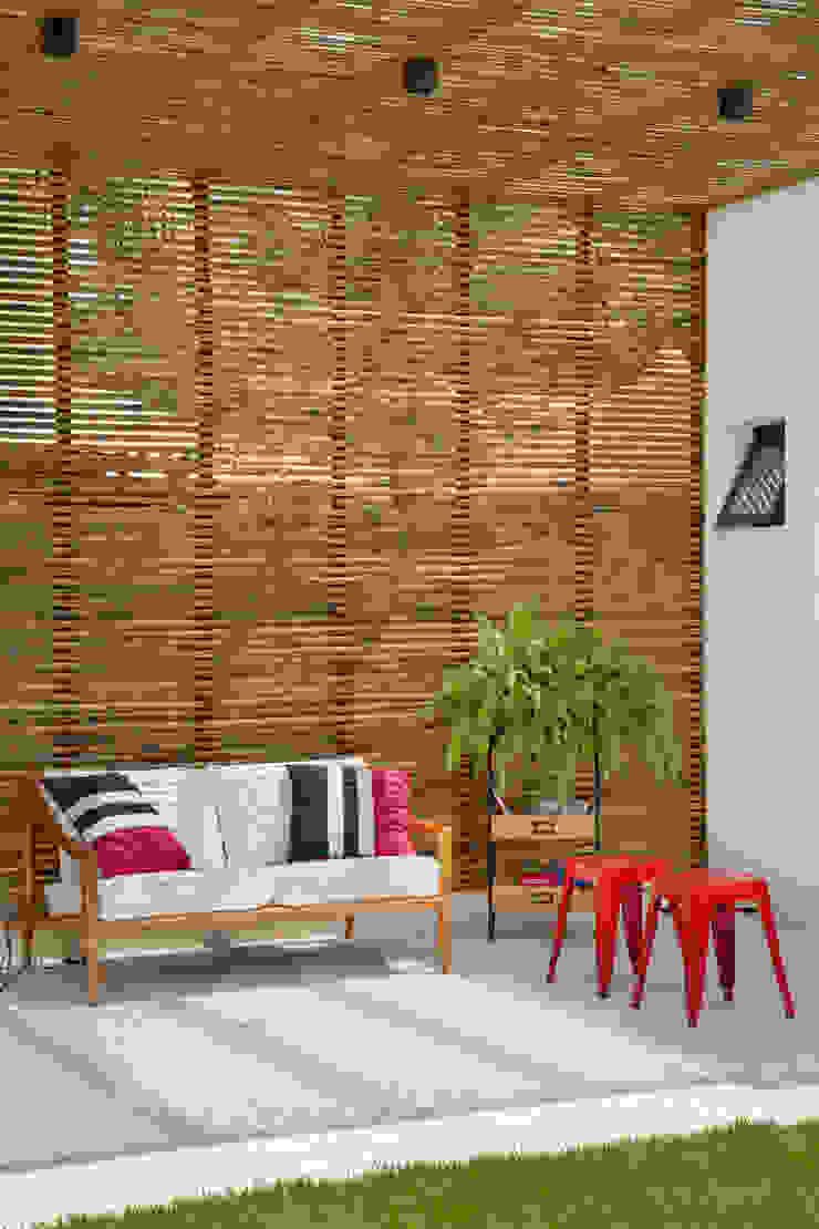 homify Modern Terrace Bamboo