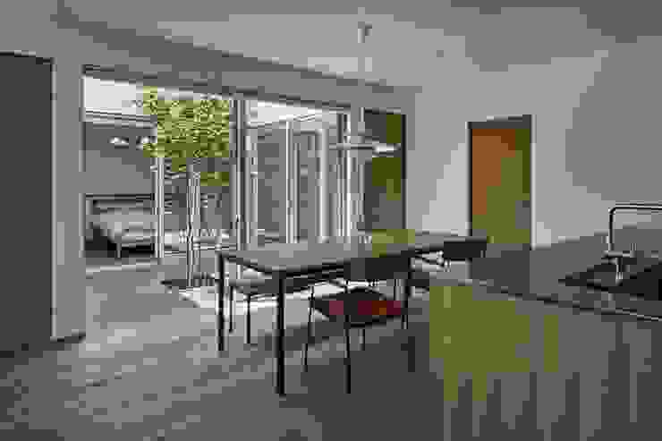 toki Architect design office Modern Dining Room