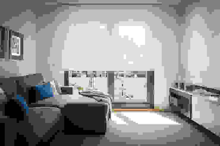 Гостиная в стиле модерн от Estibaliz Martín Interiorismo Модерн