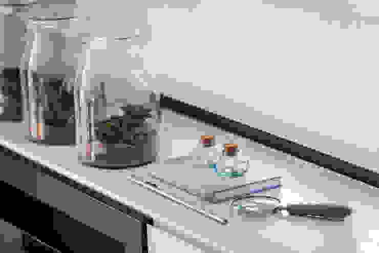 Гостиная в стиле модерн от Estibaliz Martín Interiorismo Модерн